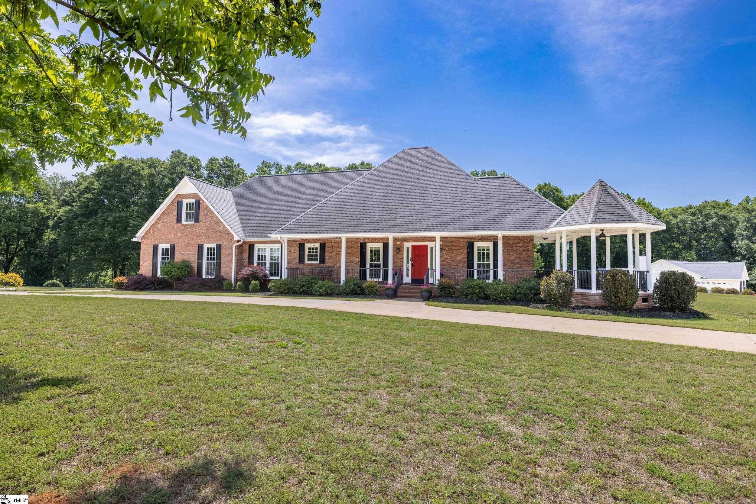 1010 Buck Tree Lane Anderson, SC 29621 - Photo 1 of 43