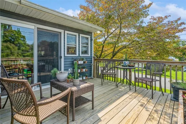 $1,300,000 | 30 Werner Avenue, Unit MAIN HOUSE, Florida, NY 10921