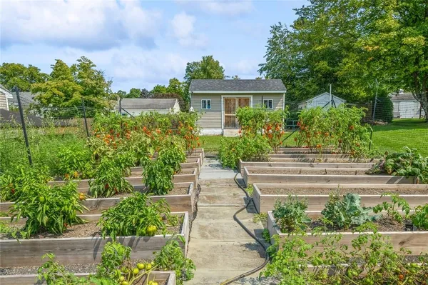 $1,300,000 | 30 Werner Avenue, Unit MAIN HOUSE, Florida, NY 10921