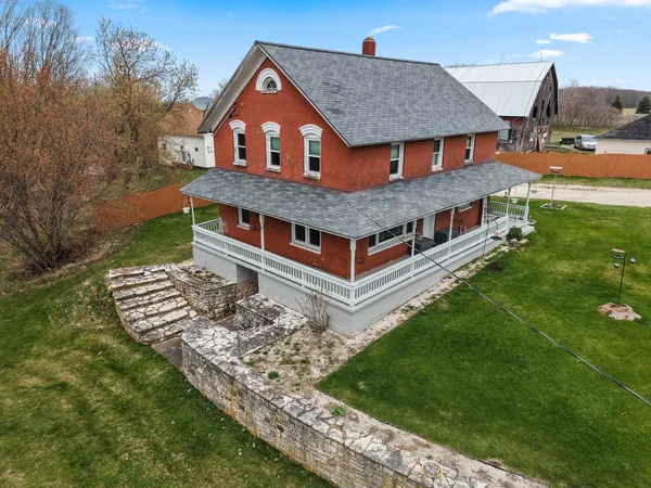 $225,000 | 9604 4 Corners Road, Brussels, WI 54204