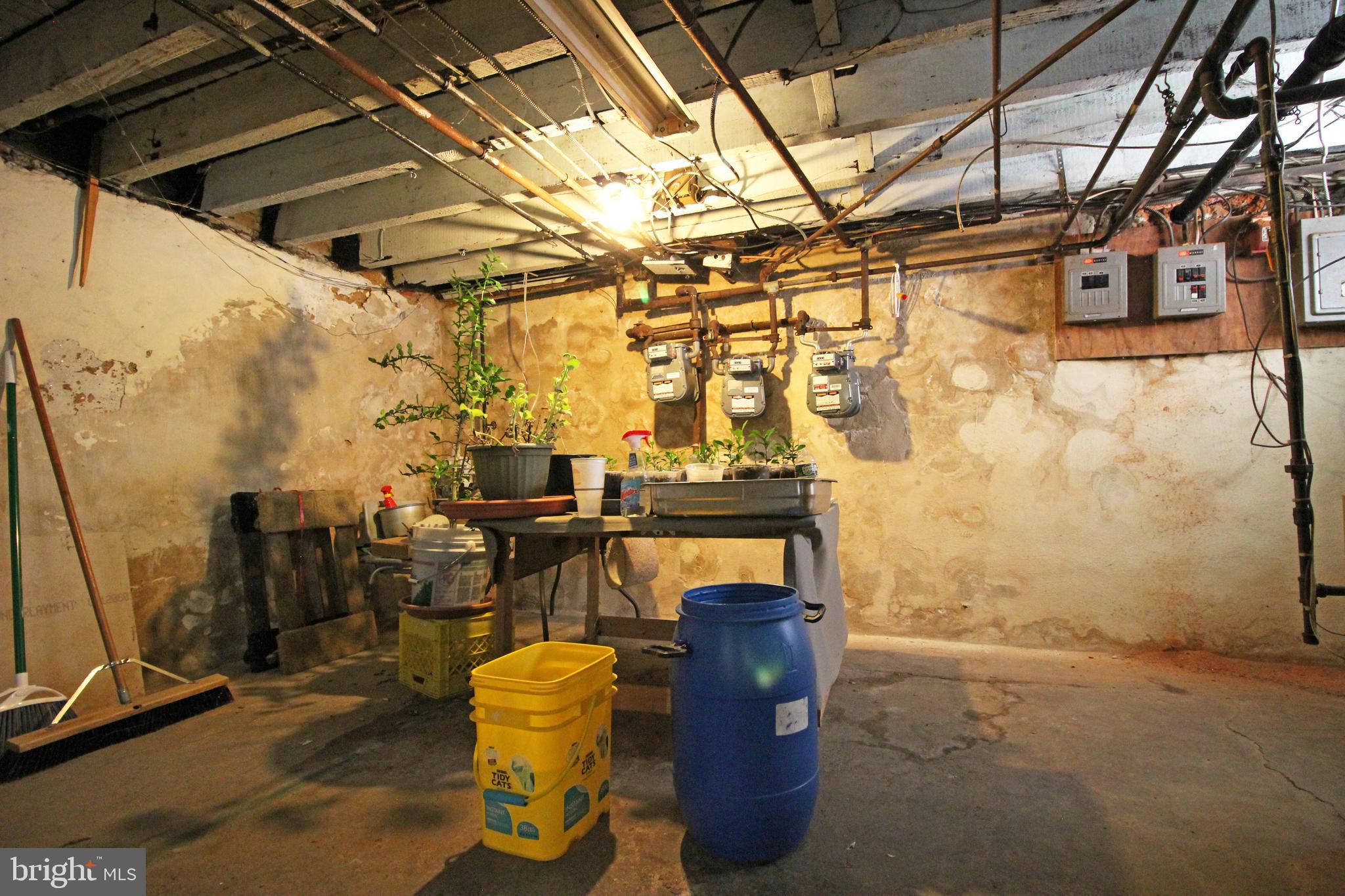 213 East Tabor Road Philadelphia, PA 19120 - Photo 49 of 106
