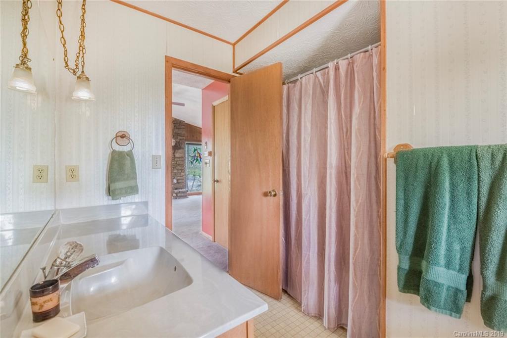 5 Raintree Lane Arden, NC 28704 - Photo 11 of 24 Gallery Image 11