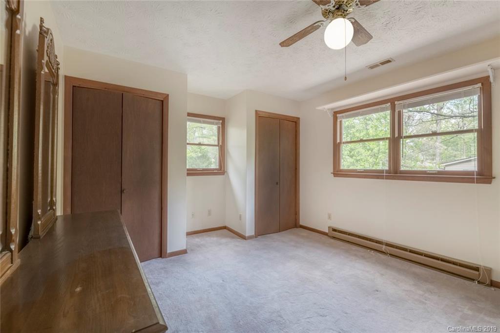 5 Raintree Lane Arden, NC 28704 - Photo 17 of 24 Gallery Image 17