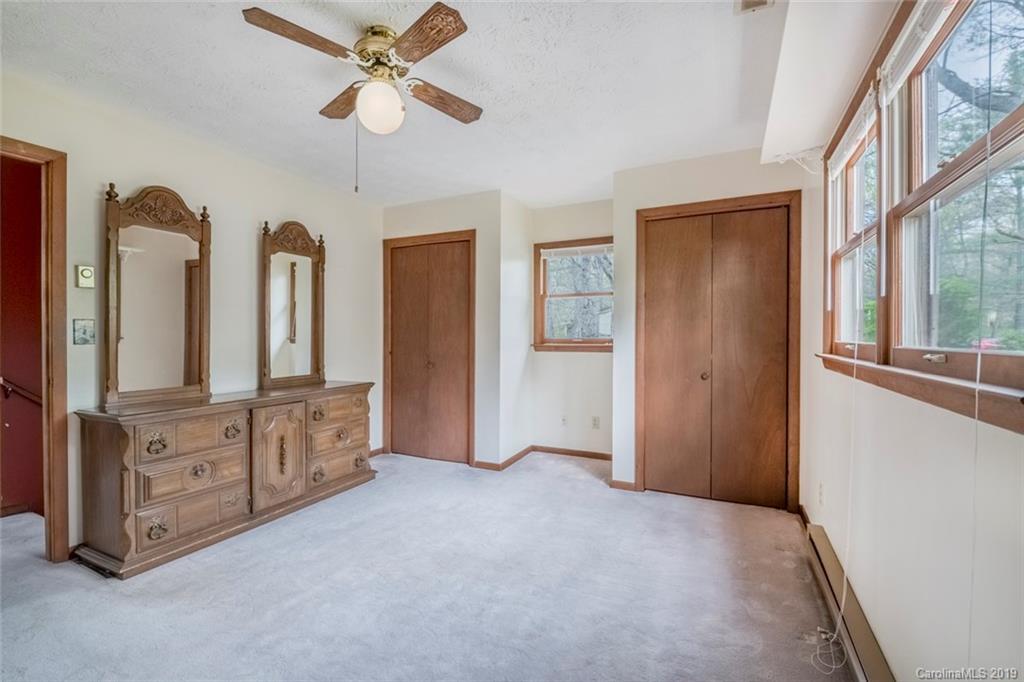 5 Raintree Lane Arden, NC 28704 - Photo 18 of 24 Gallery Image 18