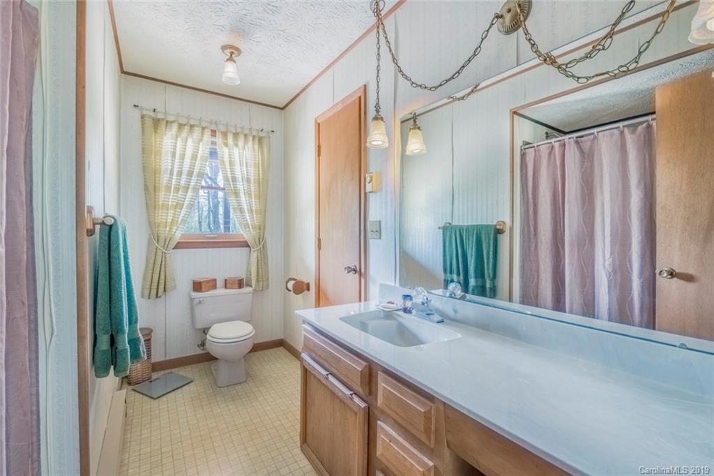 5 Raintree Lane Arden, NC 28704 - Photo 10 of 24 Gallery Image 10