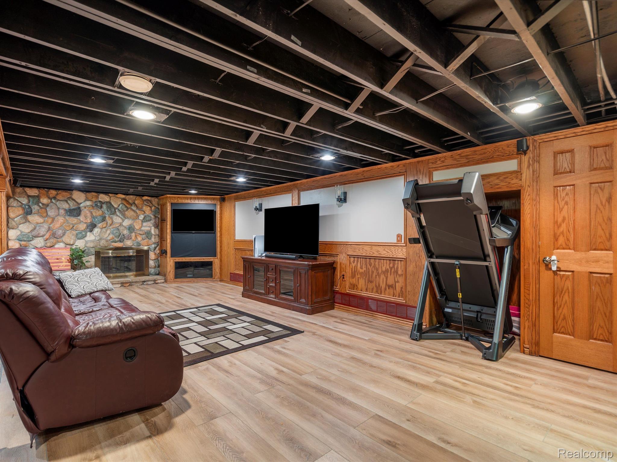 26315 24 Mile Road New Baltimore, MI 48051 - Photo 31 of 46 Gallery Image 31