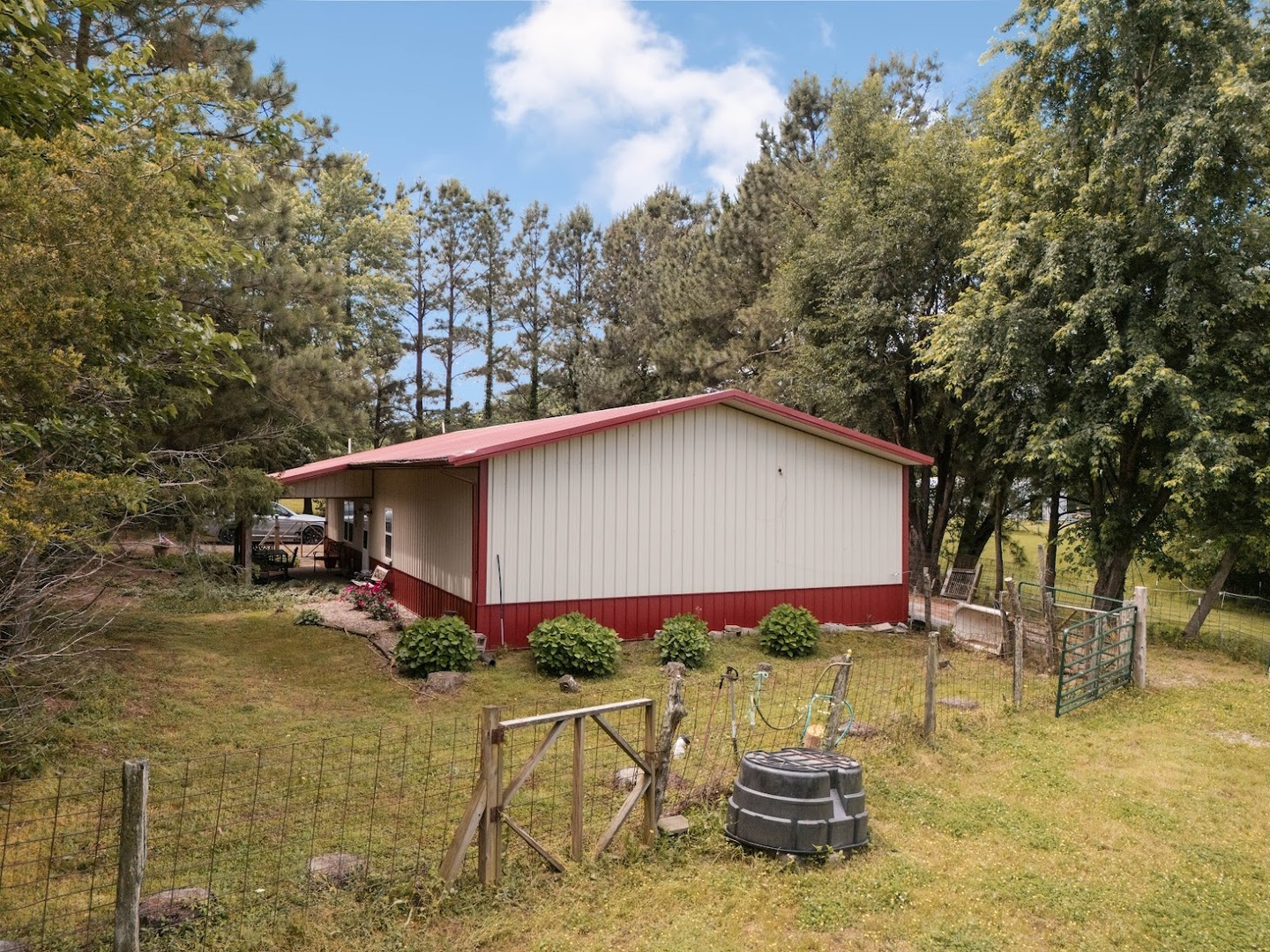 3470 Friendship Loop Goreville, IL 62939 - Photo 5 of 33