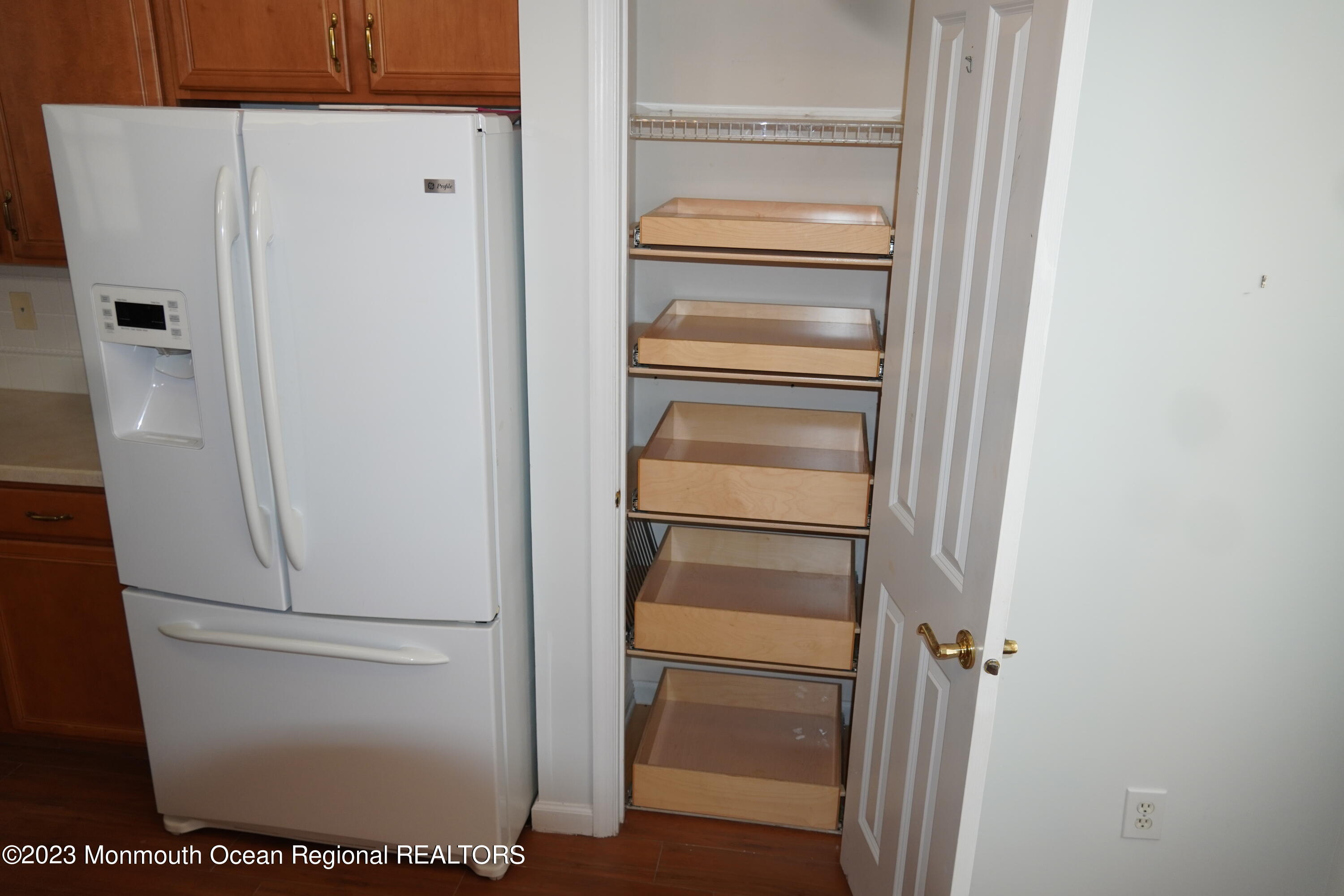 27 Shoal Road Jackson, NJ 08527 - Photo 19 of 42 a view of walk in closet with empty racks