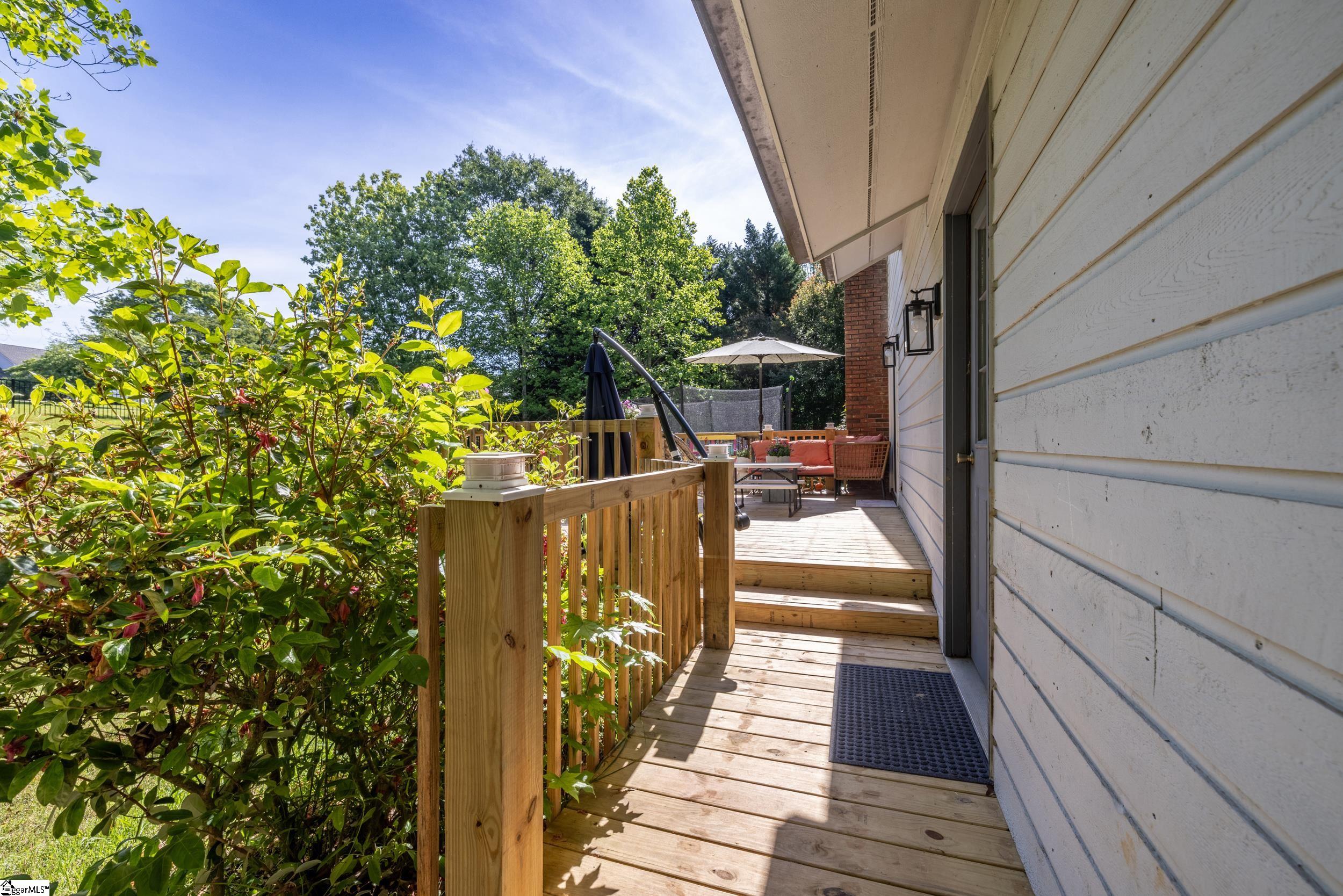 105 Shaftsbury Road Clemson, SC 29631 - Photo 27 of 34