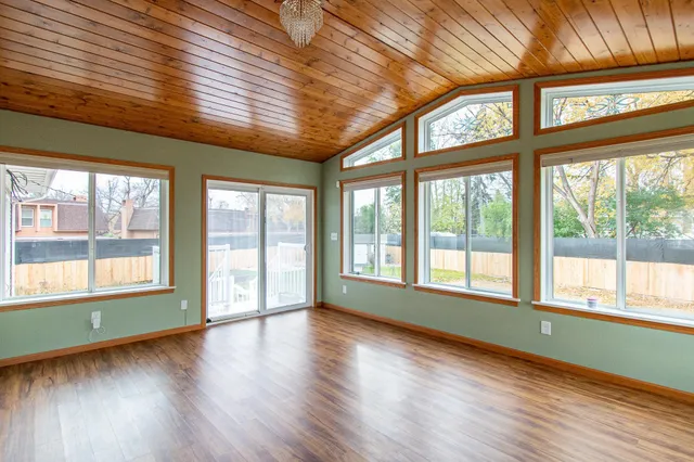 $425,000 | 429 Valley Avenue South, Moorhead, MN 56560