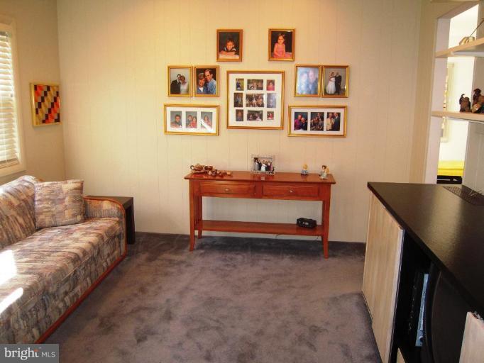 2202 Sugarcone Road Baltimore, MD 21209 - Photo 17 of 28 Den