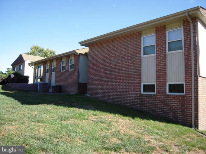 2202 Sugarcone Road Baltimore, MD 21209 - Photo 24 of 28 Exterior (Rear)