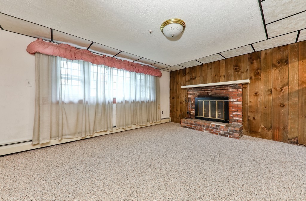 27 Gardiner Road Quincy, MA 02169 - Photo 13 of 16 Gallery Image 13