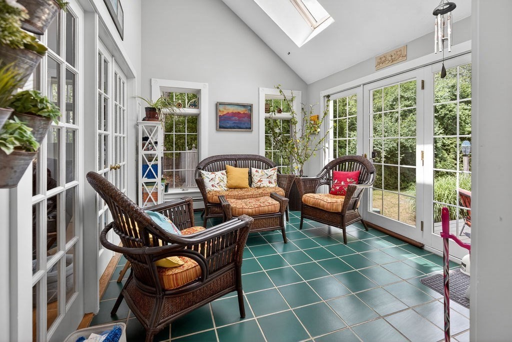 346 Judson Street Raynham, MA 02767 - Photo 14 of 36