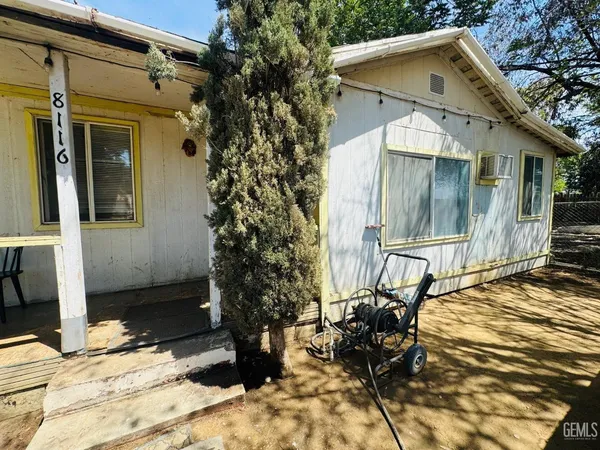 a view of house with a outdoor space