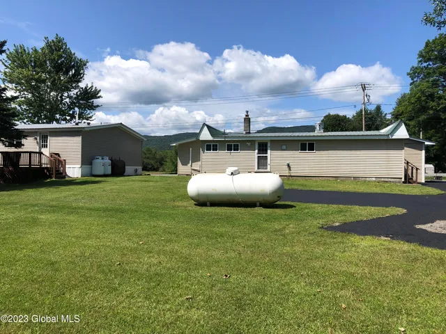 $399,000 | 1205 Highway 30, Mayfield, NY 12117