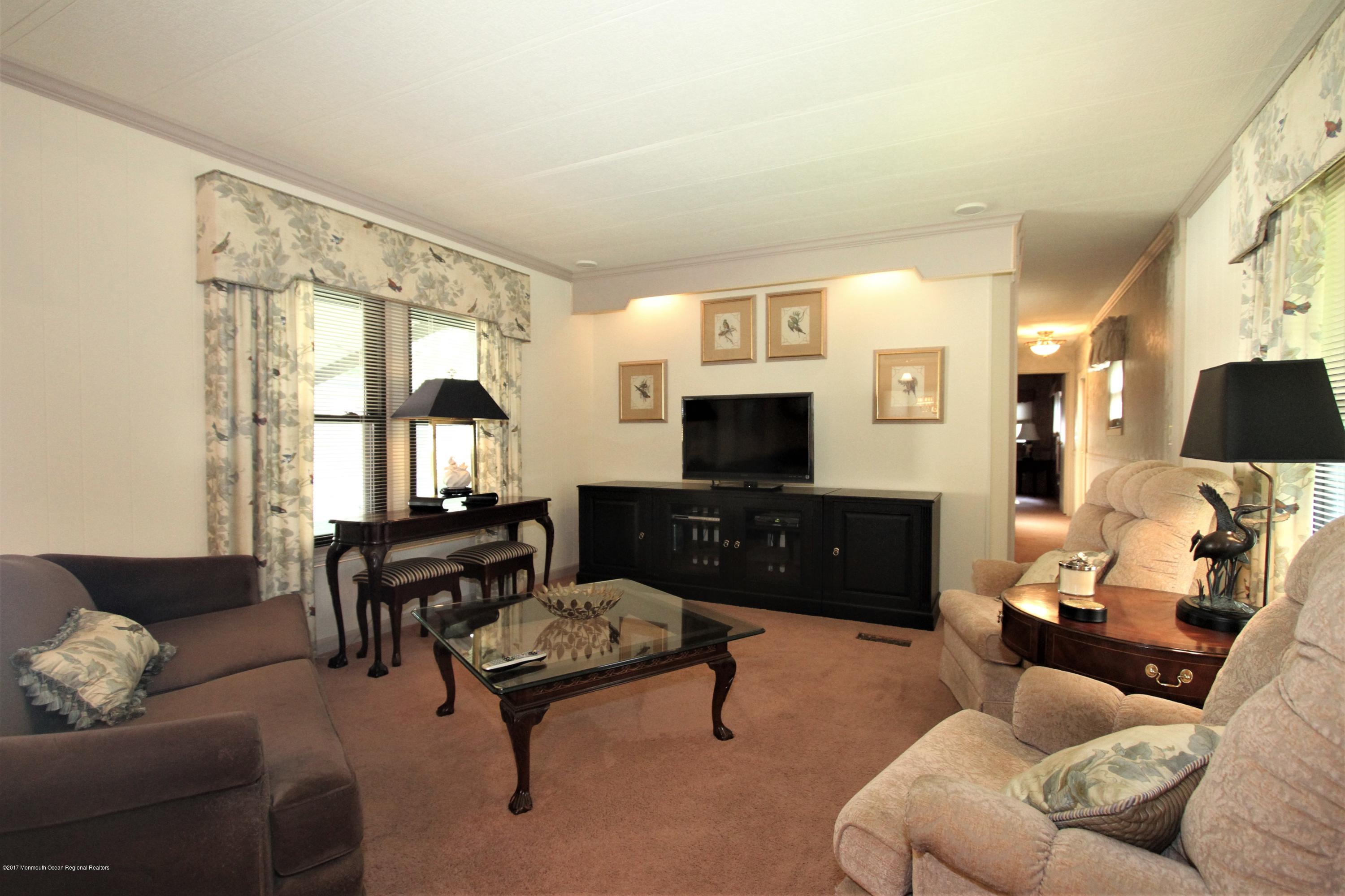 137 Village Road Morganville, NJ 07751 - Photo 3 of 21 IMG_0694