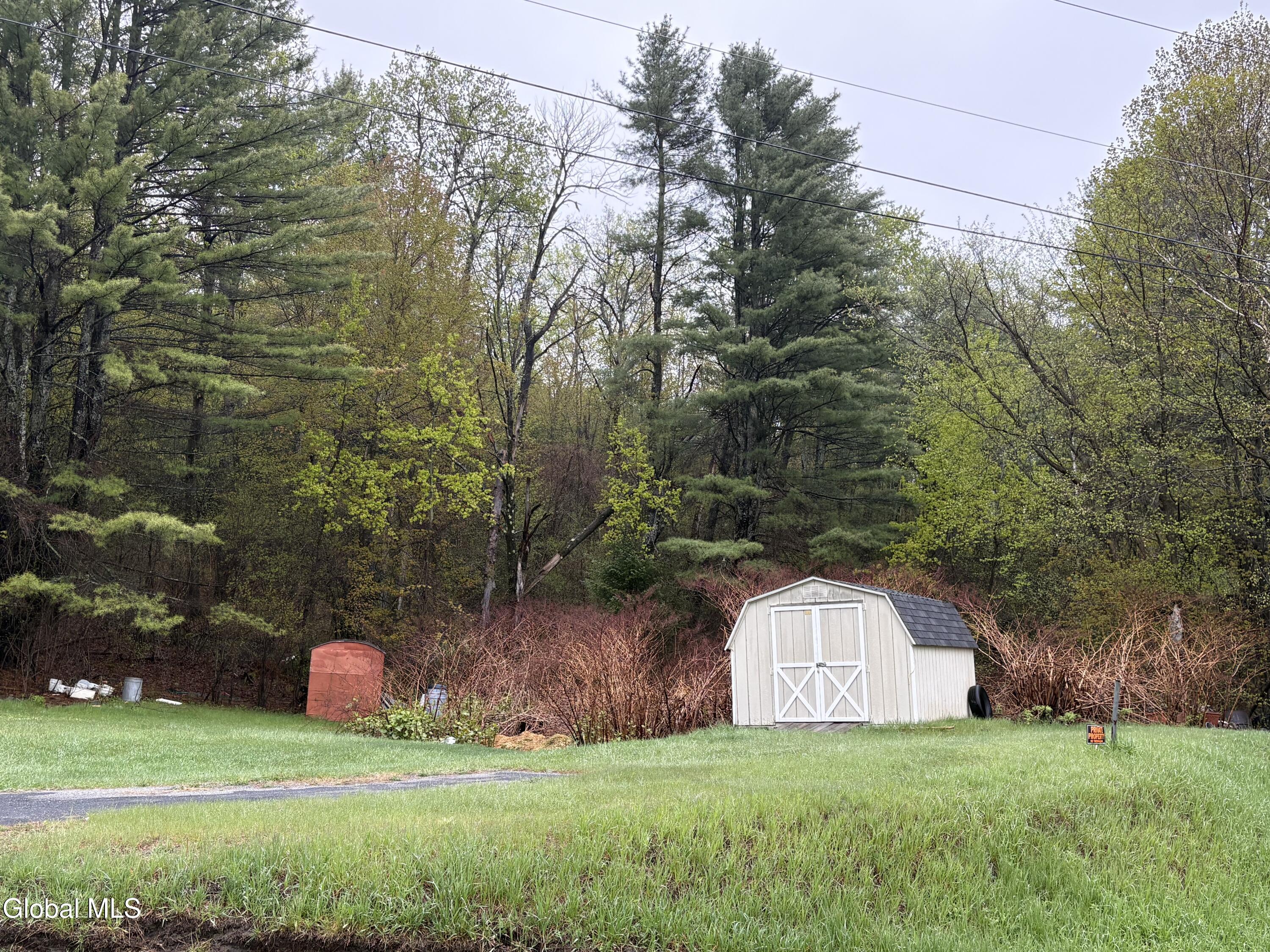 5 Barton Hill Road Moriah, NY 12998 - Photo 6 of 30 IMG_8873