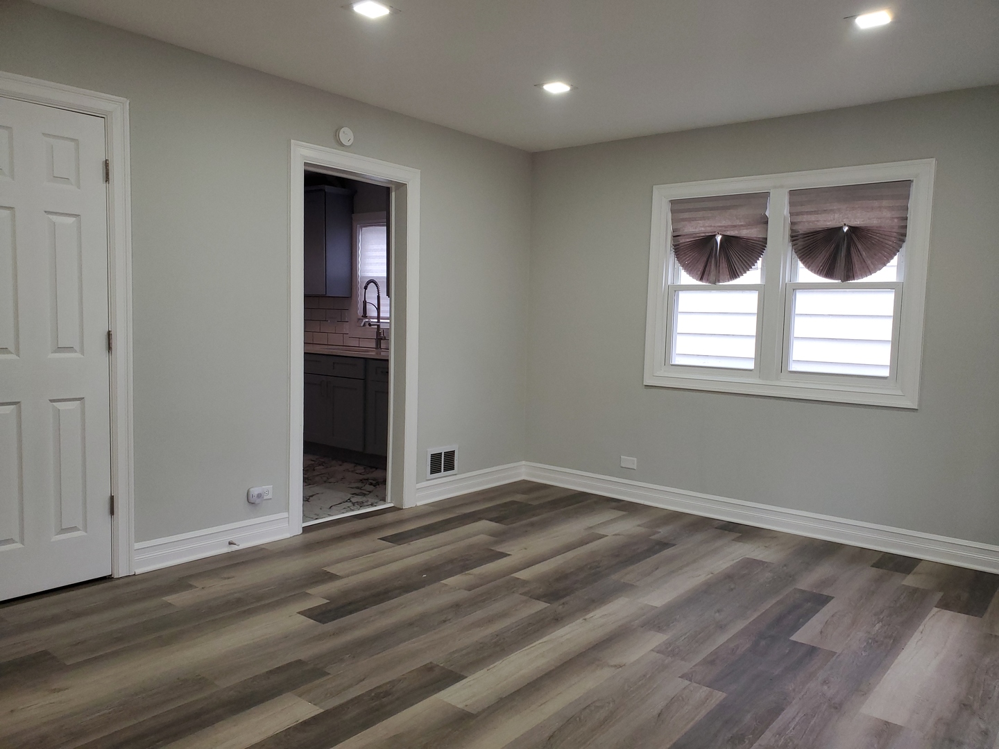 14529 Clinton Street Harvey, IL 60426 - Photo 3 of 3