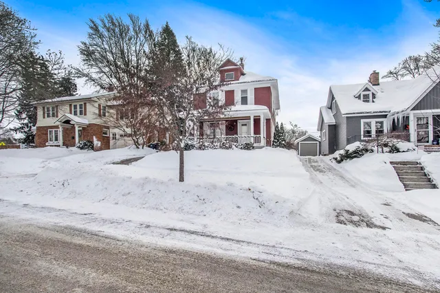 $419,000 | 28 East 23rd Street, Holland, MI 49423