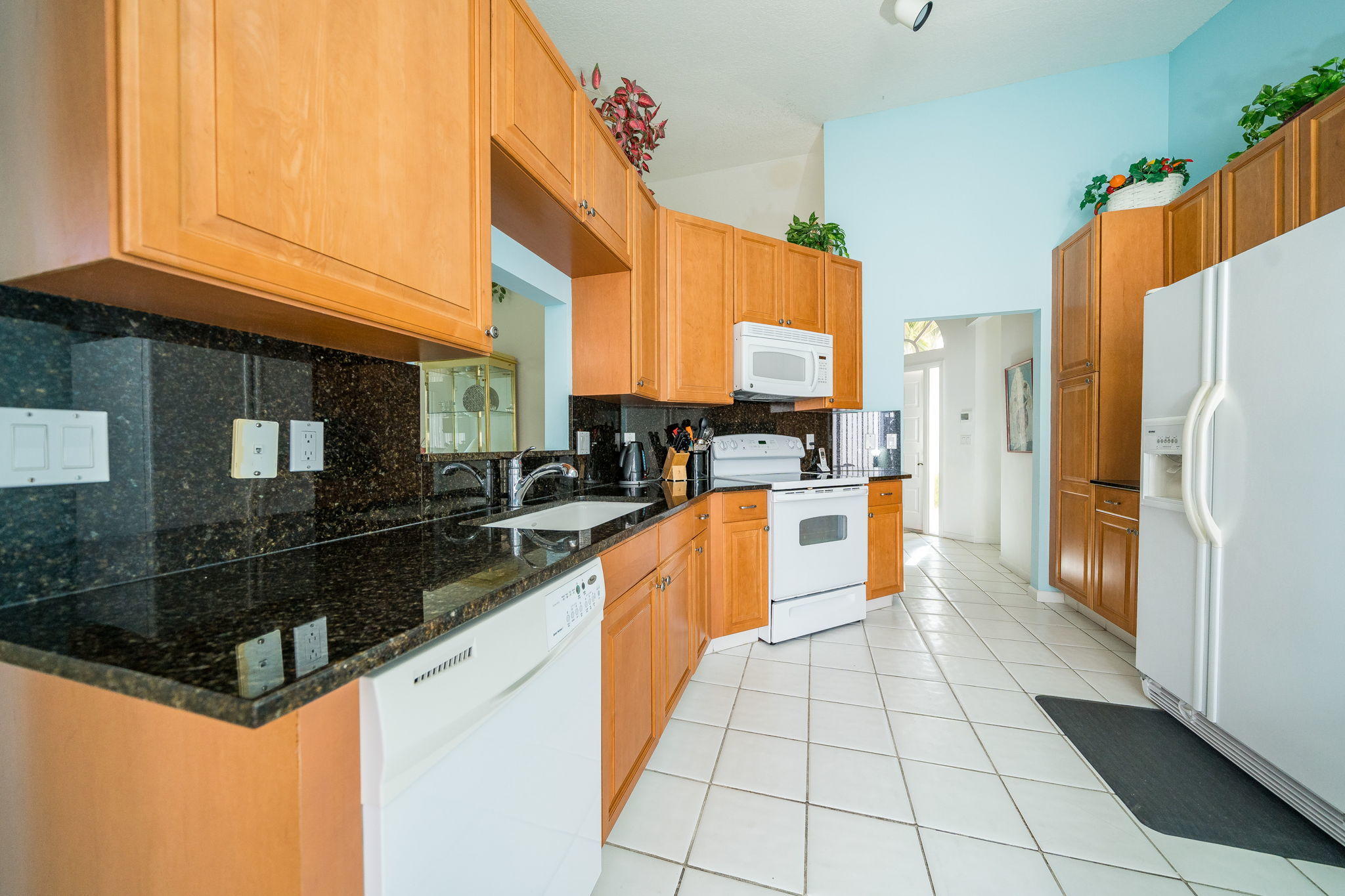 3949 Antigua Point Drive Boca Raton, FL 33487 - Photo 6 of 39 9-web-or-mls-3949AntiguaPoint -8