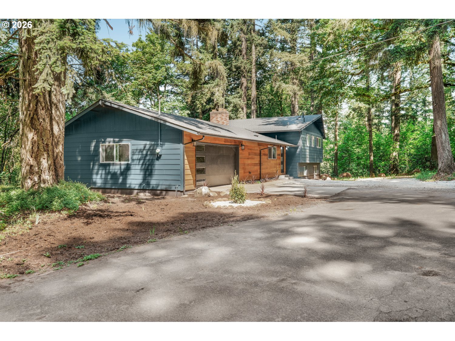 22420 South Parrot Creek Road Oregon City, OR 97045 - Photo 2 of 48