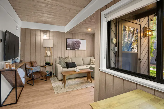 $3,000 | 1244 Villager Condo Drive, Sun Valley, ID 83353