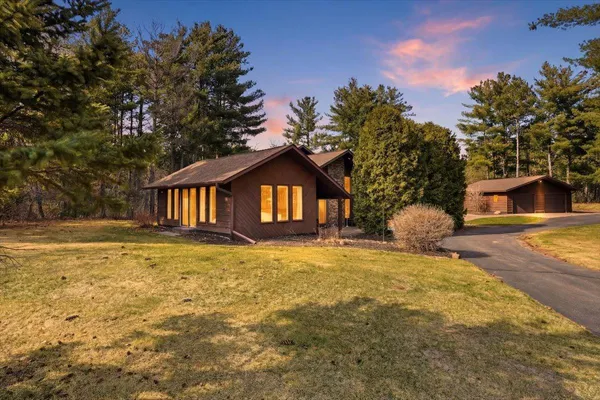 $389,900 | 2124 12 1/4 Avenue, Cameron, WI 54822