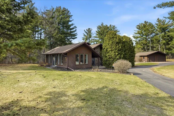 $389,900 | 2124 12 1/4 Avenue, Cameron, WI 54822