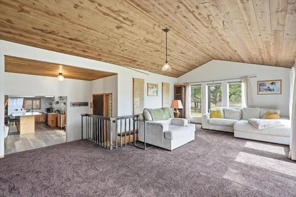 $389,900 | 2124 12 1/4 Avenue, Cameron, WI 54822
