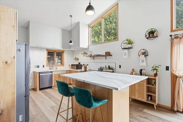 $389,900 | 2124 12 1/4 Avenue, Cameron, WI 54822