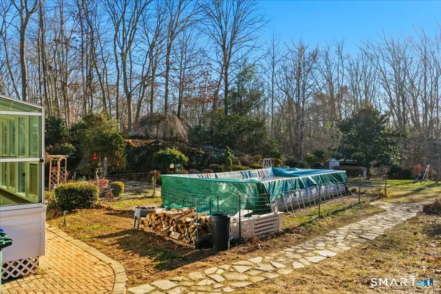 $459,000 | 17 Inchcliffe Drive, Ledyard, CT 06335