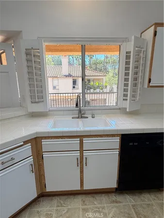 $3,450 | 56 Corsica Drive, Newport Beach, CA 92660