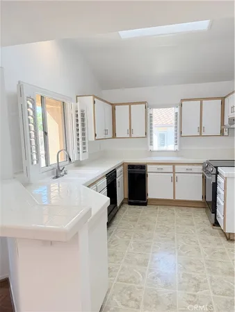 $3,450 | 56 Corsica Drive, Newport Beach, CA 92660