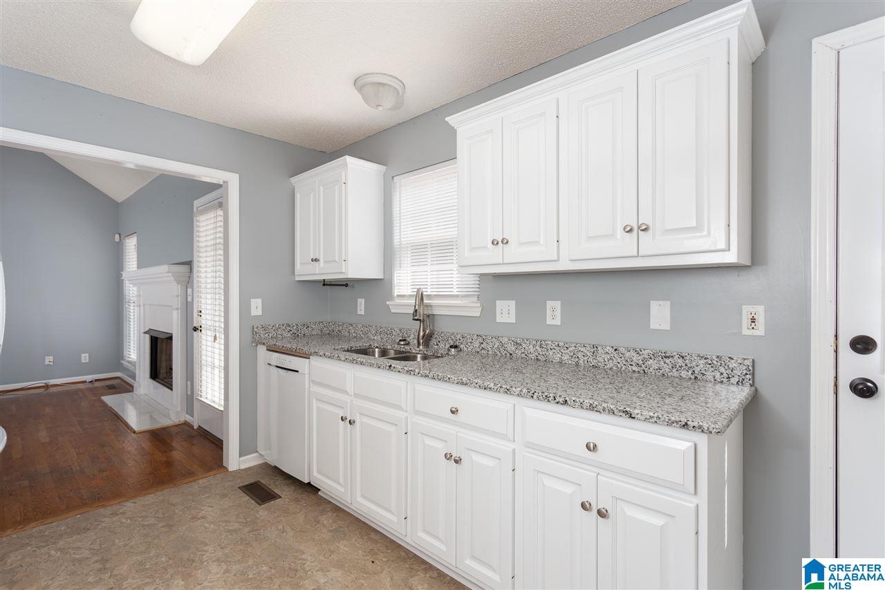 148 Deer Path Anniston, AL 36207 - Photo 6 of 50