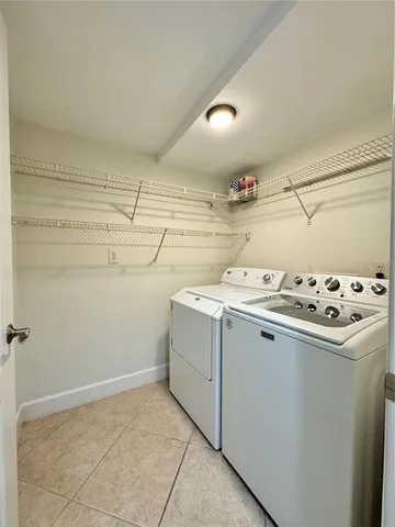 $2,100 | 808 3rd Avenue West, Unit 301, Bradenton, FL 34205