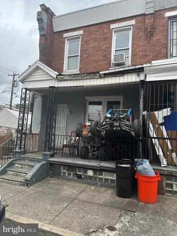 a view of house with outdoor space