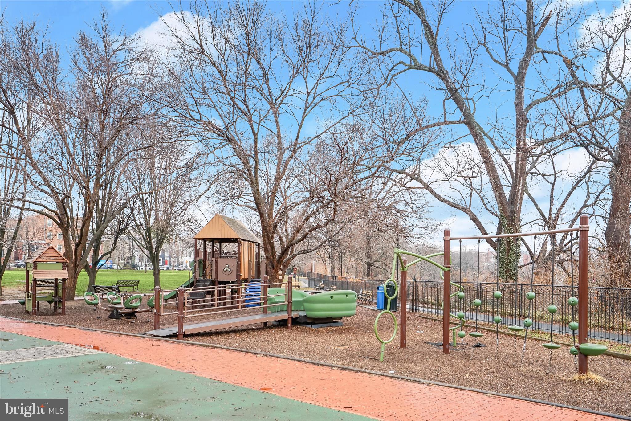 2605 O Street Northwest, Unit 3 Washington, DC 20007 - Photo 18 of 20 44-neighborhood010