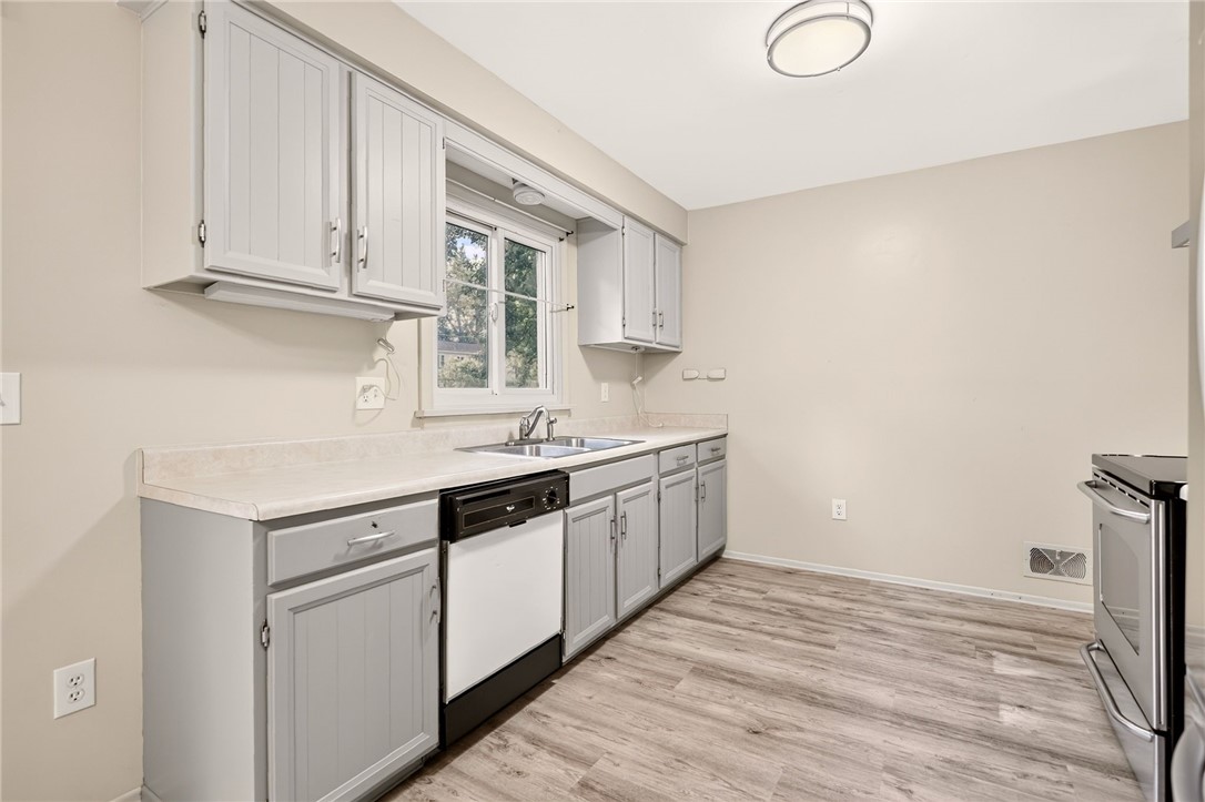 16 Ramsgate Drive Gates, NY 14624 - Photo 10 of 20 Gallery Image 10