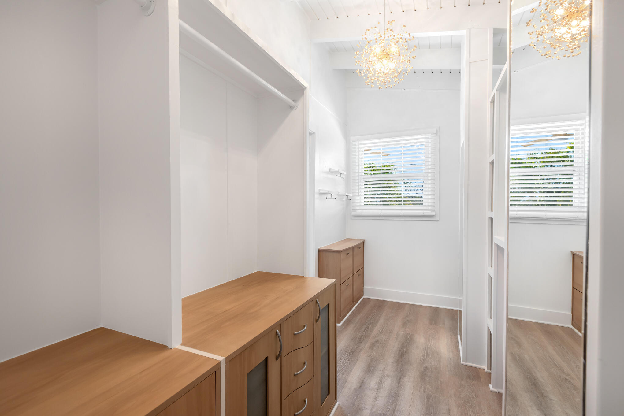 1701 Atlantic Boulevard Key West, FL 33040 - Photo 32 of 39 a view of a room that has a window in it