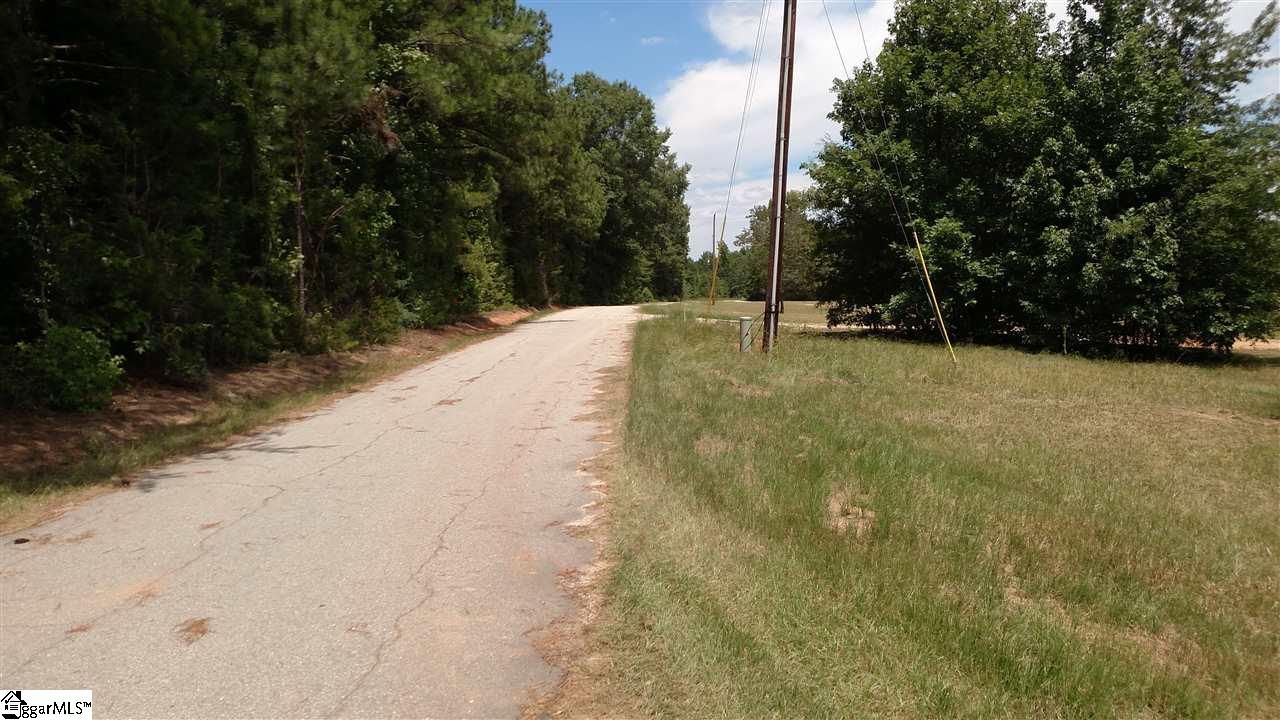 361 McCauley Road Laurens, SC 29360 - Photo 3 of 5 Gallery Image 3