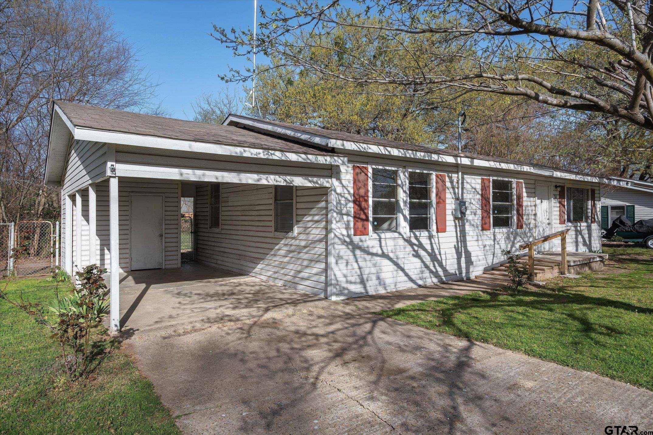 316 Cannon Quinlan, TX 75474 - Photo 4 of 29