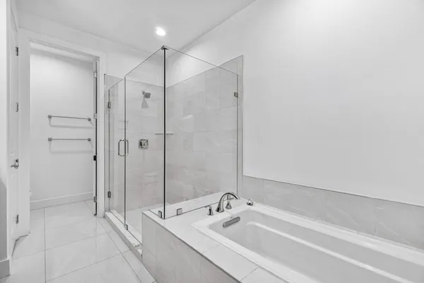 $5,600 | 7115 Edison Place, Palm Beach Gardens, FL 33418