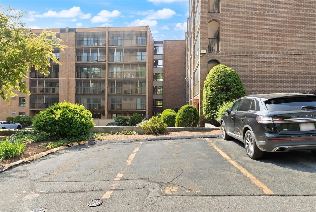 190 High Street, Unit 509 Medford, MA 02155 - Photo 24 of 25