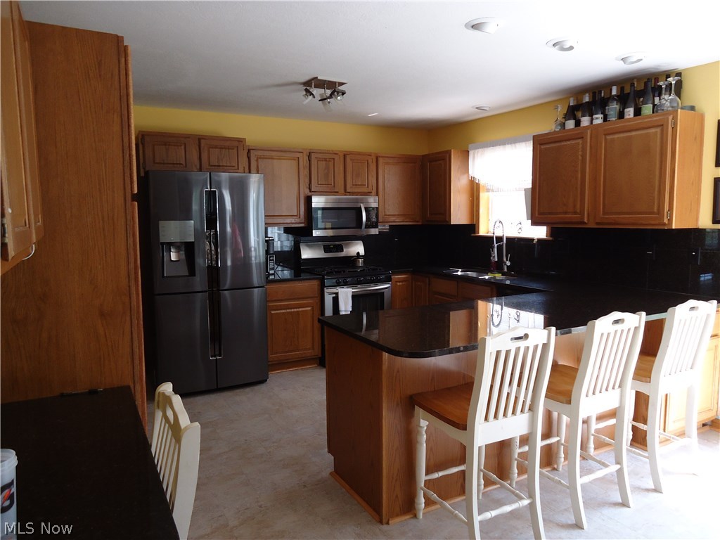 980 West Wilcox Road Port Clinton, OH 43452 - Photo 9 of 31