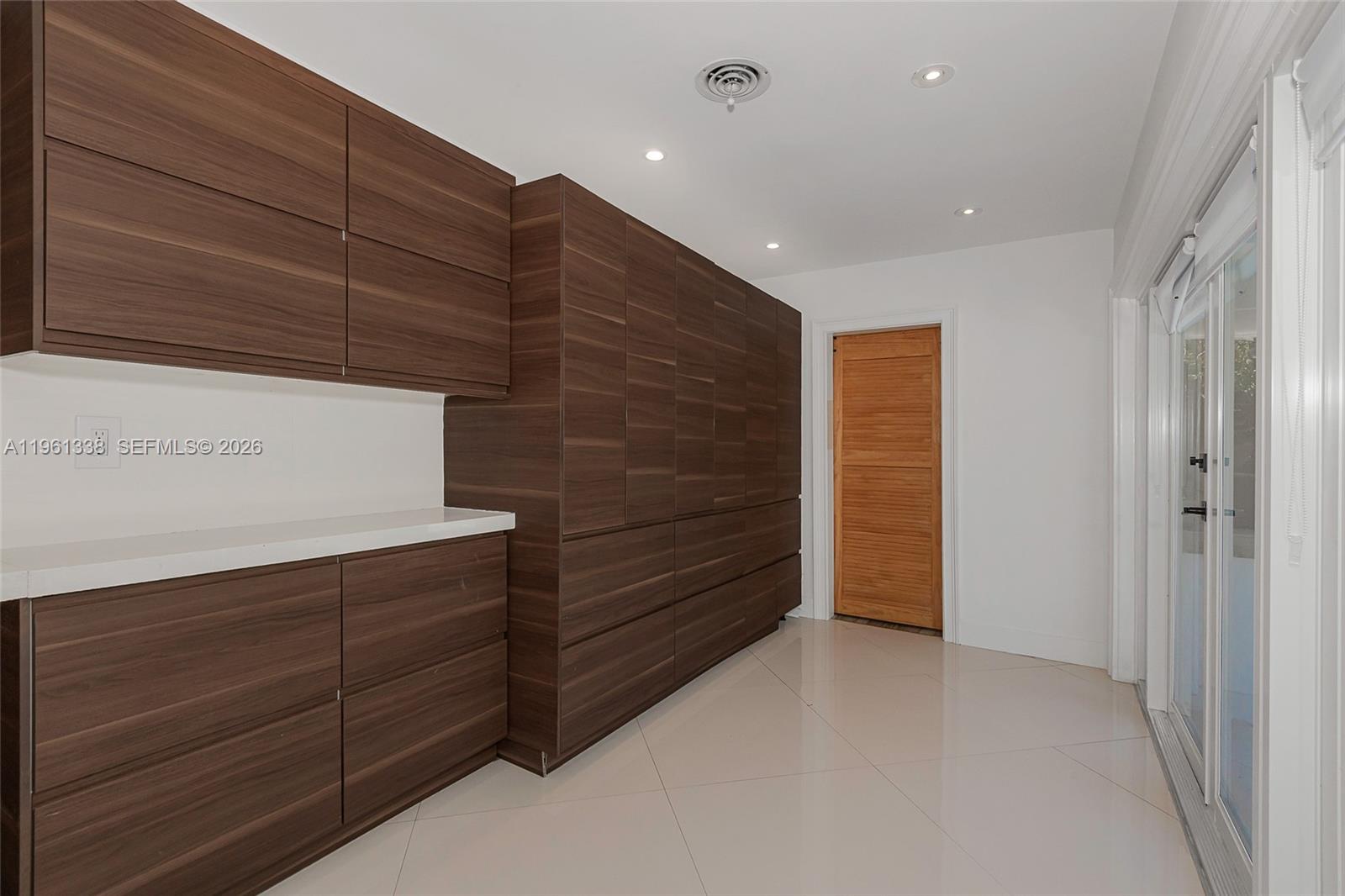 4121 Southwest 3rd Street Plantation, FL 33317 - Photo 31 of 45