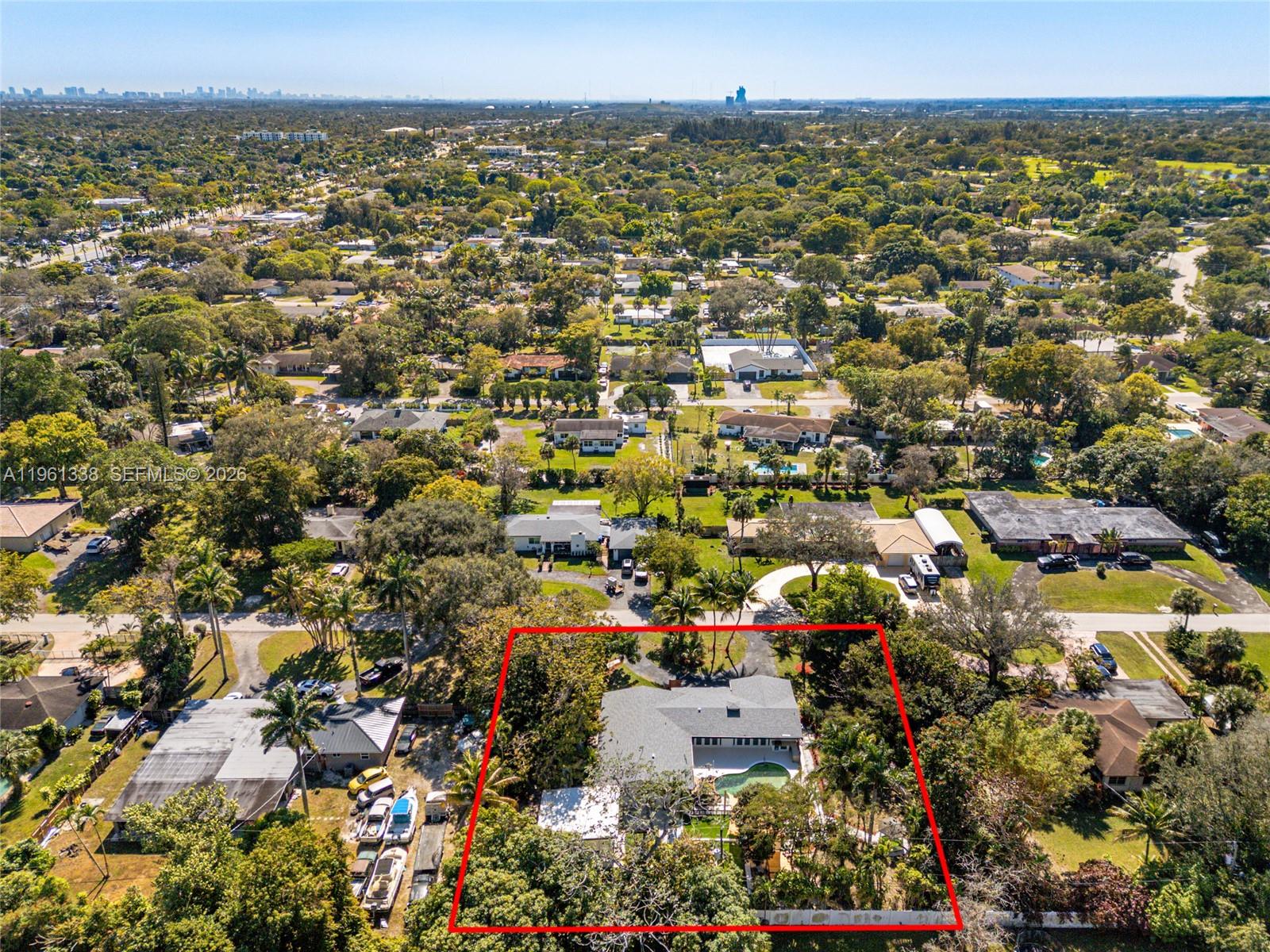 4121 Southwest 3rd Street Plantation, FL 33317 - Photo 6 of 45