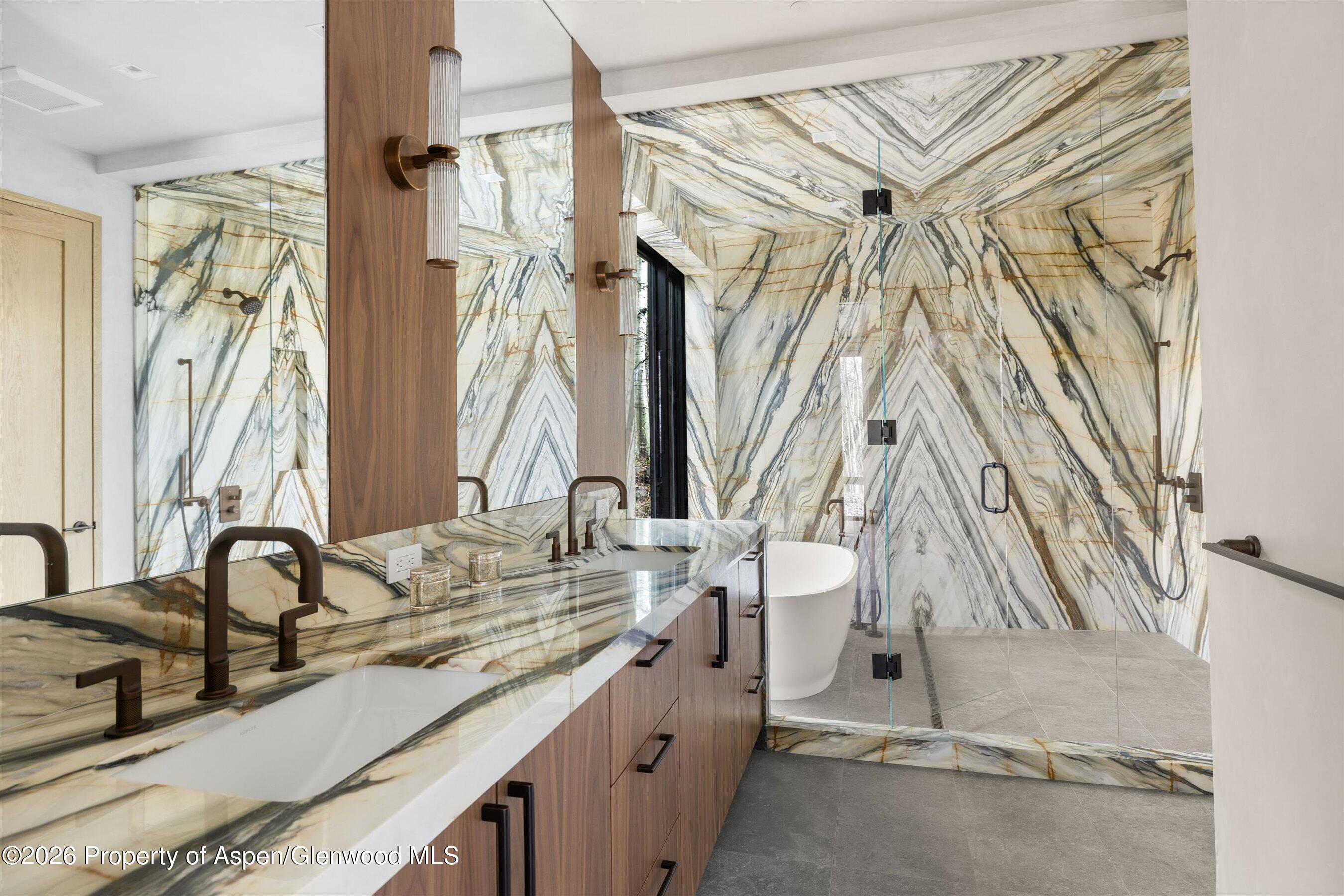 323 East Reds Road Aspen, CO 81612 - Photo 9 of 23 Bedroom 2 Bathroom