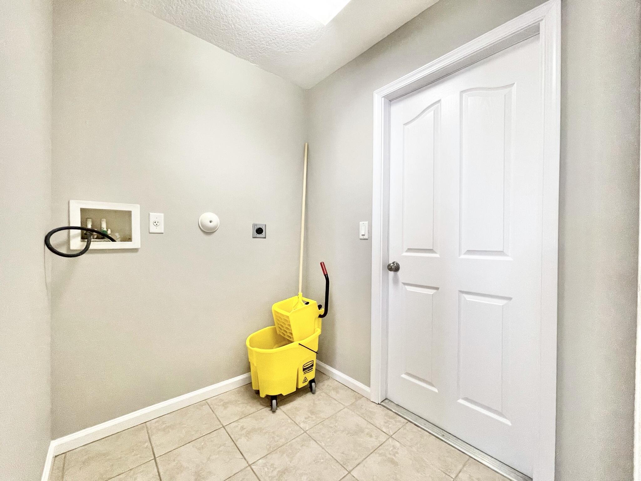 1741 Southeast Flintlock Road Port St. Lucie, FL 34952 - Photo 13 of 28 IMG_9684