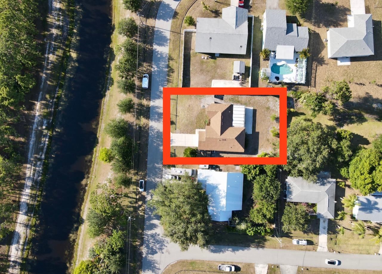 1741 Southeast Flintlock Road Port St. Lucie, FL 34952 - Photo 4 of 28 IMG_3950